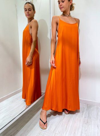 Shop Online Vestito lungo satin arancione Vicolo