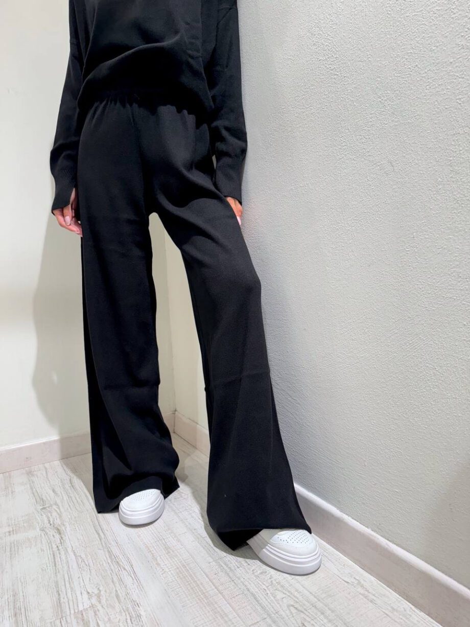 Shop Online Pantalone palazzo in maglia nero Vicolo