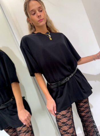 Shop Online T-shirt oversize nera Vicolo