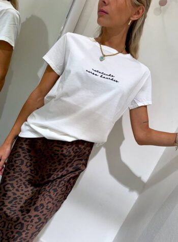 Shop Online T-shirt bianca ricamo scritta “rotolando verso Lourdes” Vicolo