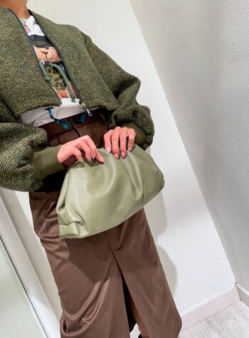 Shop Online Borsa maxi clutch verde militare in pelle