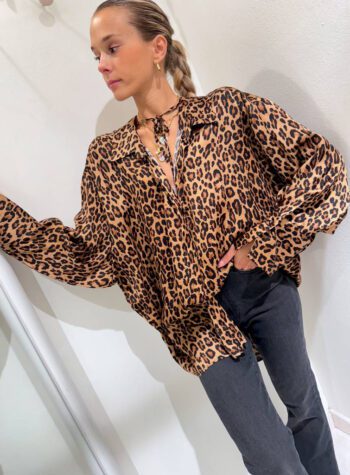 Shop Online Camicia oversize maculata satin Vicolo