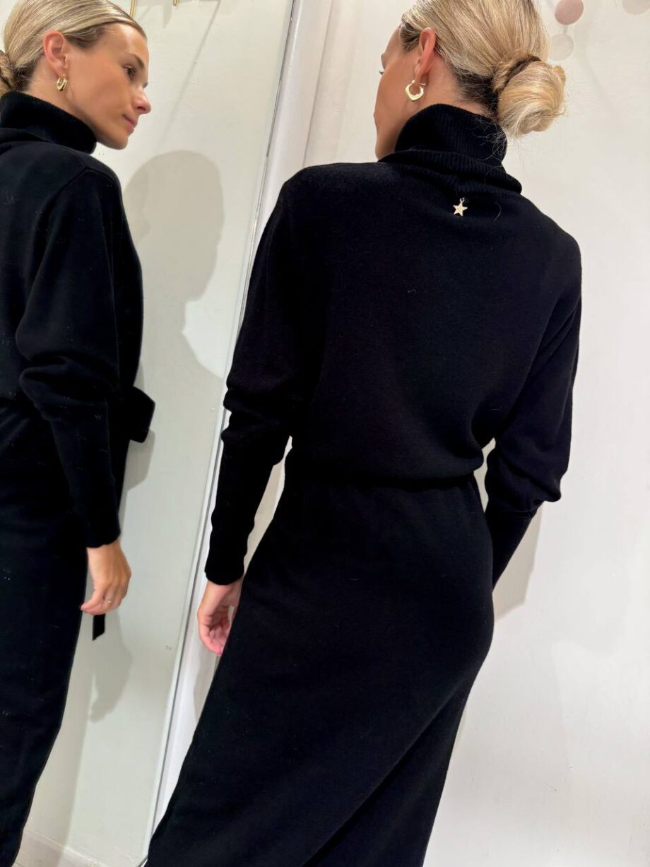 Shop Online Vestito lungo nero in cashmere Souvenir