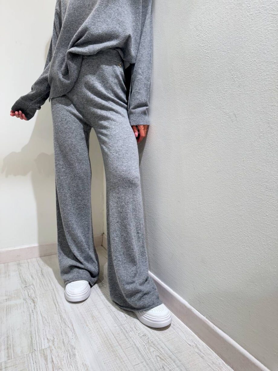 Shop Online Pantalone palazzo in maglia grigio Souvenir