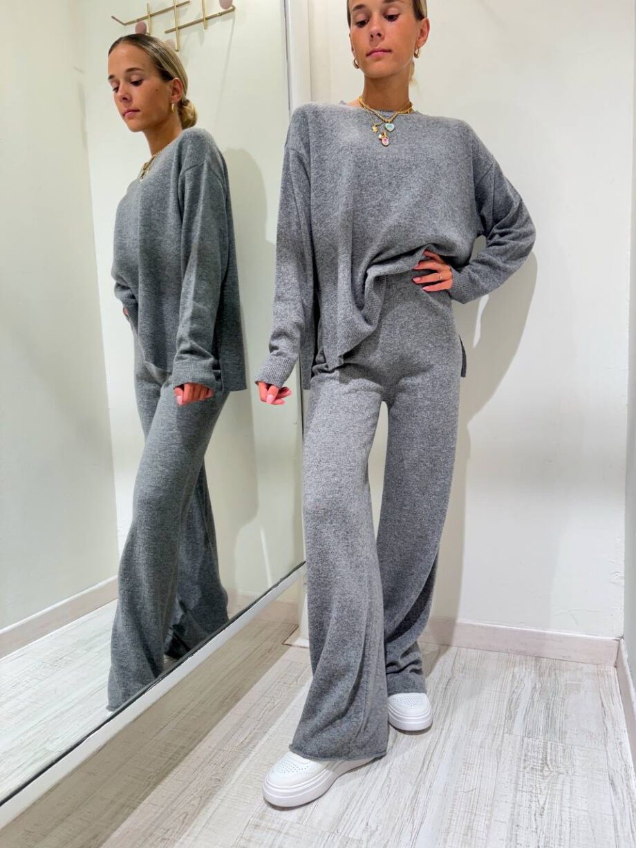 Shop Online Pantalone palazzo in maglia grigio Souvenir