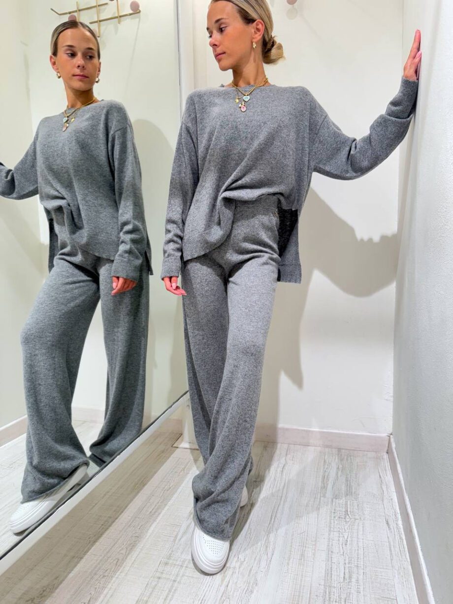 Shop Online Pantalone palazzo in maglia grigio Souvenir