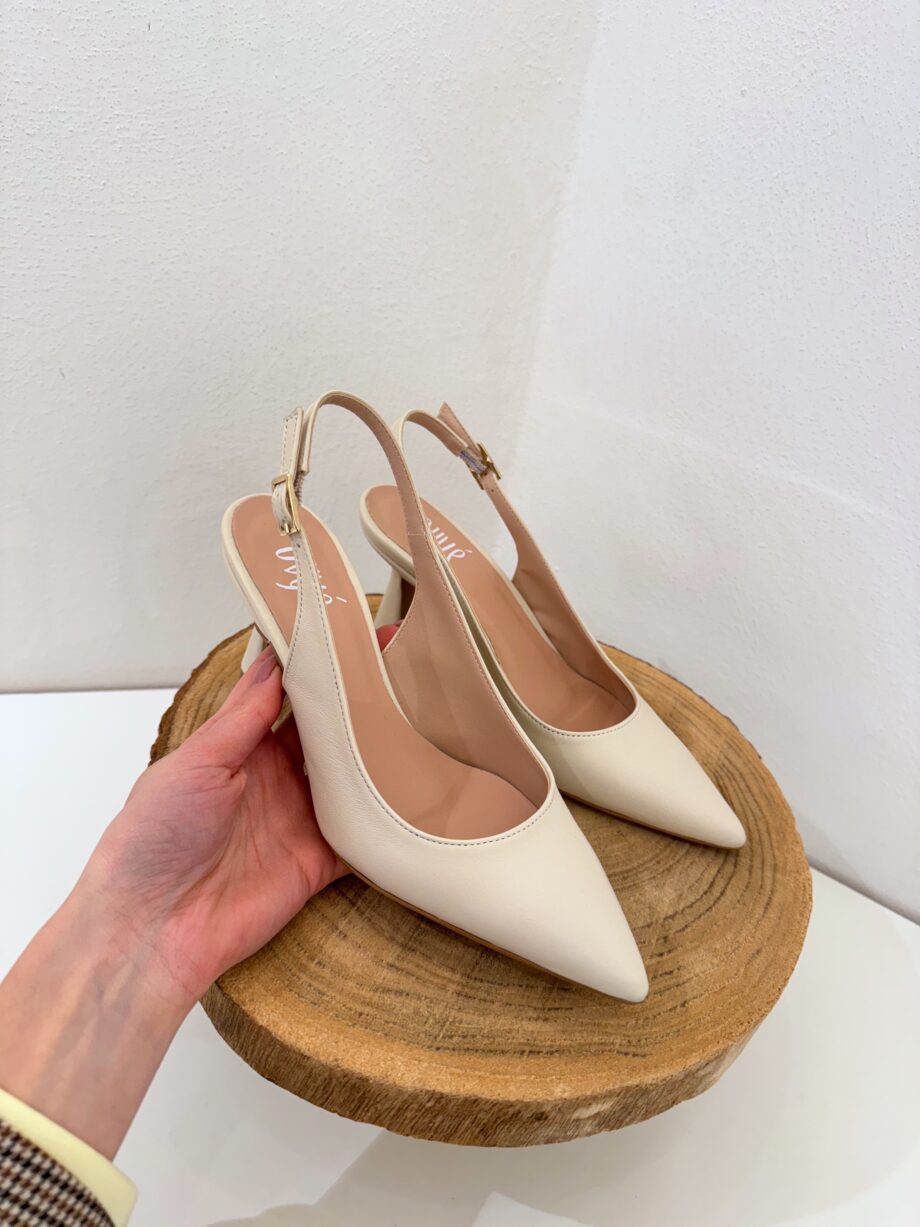 Shop Online Slingback avorio in pelle Ovyè