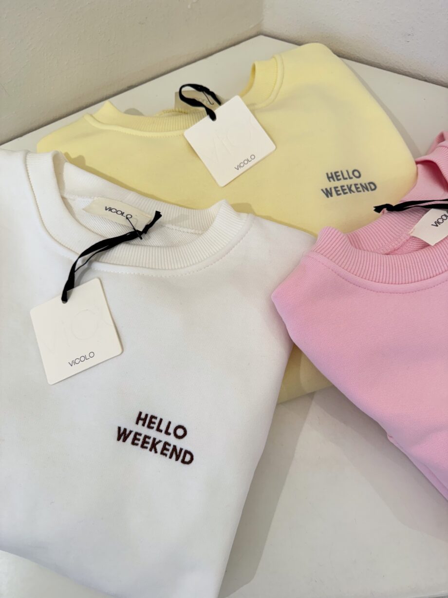 Shop Online Felpa oversize rosa hello weekend Vicolo